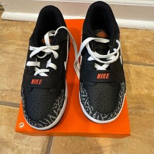 Nike Kids Black and Red Sneakers